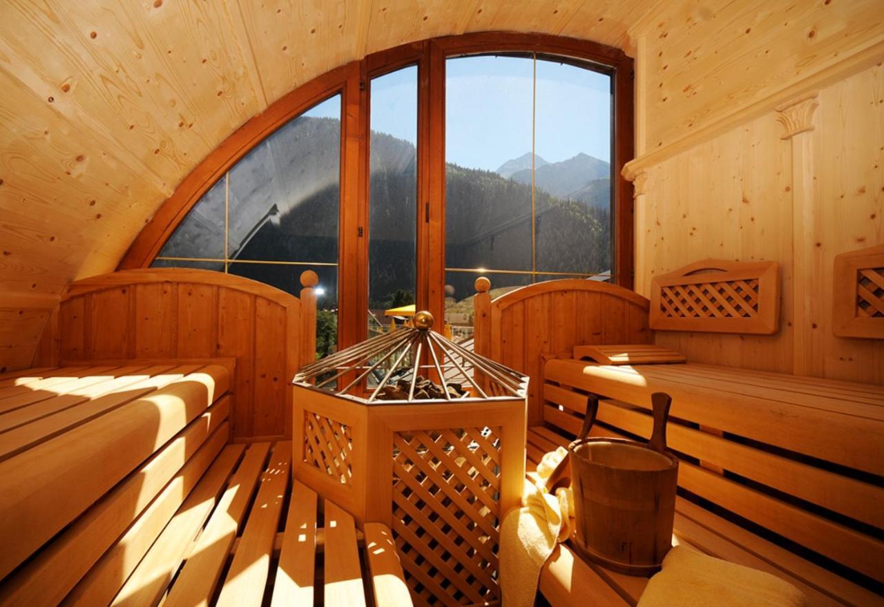 Manni Home - Rooms & Apartments Mayrhofen Exterior foto