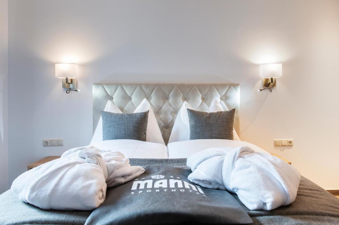 Manni Home - Rooms & Apartments Mayrhofen Exterior foto